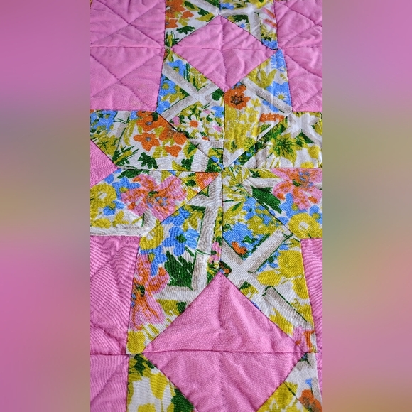 Vintage Other - VINTAGE HAND STITCHED STAR QUILT